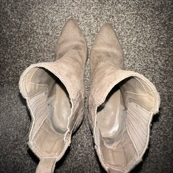 Indigo Rd. Orina Ankle Boots, Women's Size 6M, Taupe NEW MSRP $79 - Picture 8 of 8